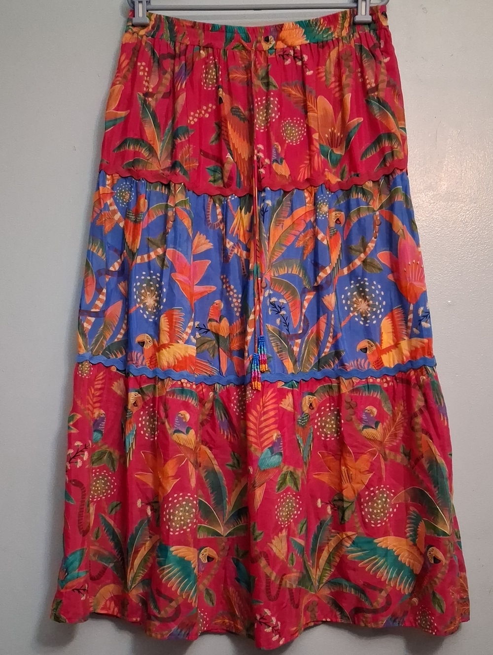 Farm Rio Size XL women's Colourful Tiered Tropical Print Maxi Skirt With Lining.